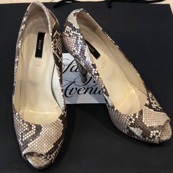 GORGEOUS Bally Python Pumps Size 8.5 - Picture 3 of 6